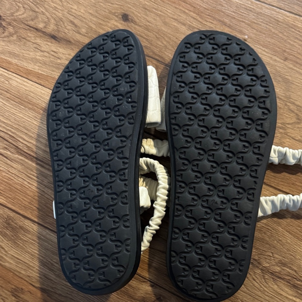 Sam Edelman White Ruched Strap Slide Sandals - Picture 3 of 3